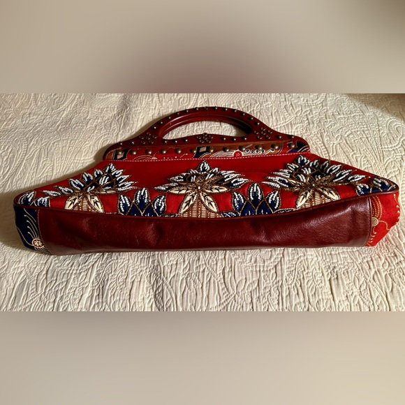 Isabella Fiore Vintage embroidered beaded bag clutch purse with wooden handles - Picture 4 of 12